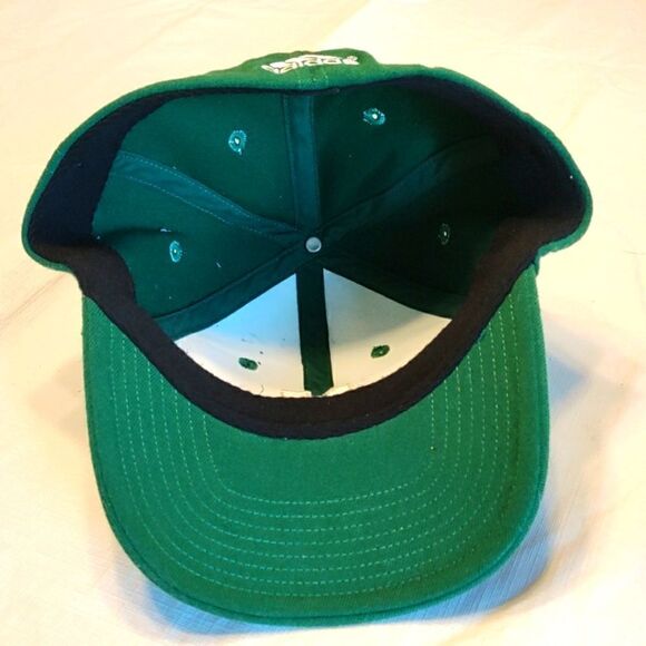 Notre Dame Fitted Hat - Picture 4 of 6